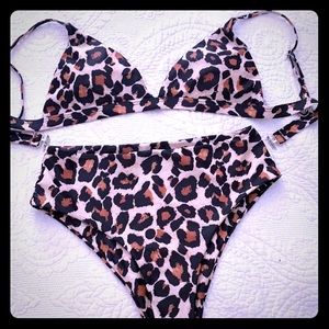 Leopard high waisted bikini